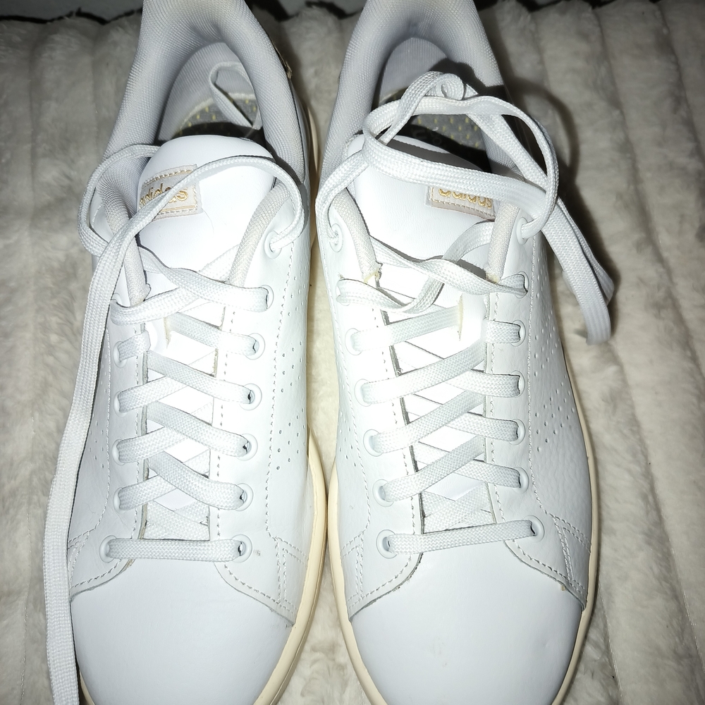 Adidas Women’s White Sneakers – Size 9.5 – Leopard Heel Accent – Gently Used